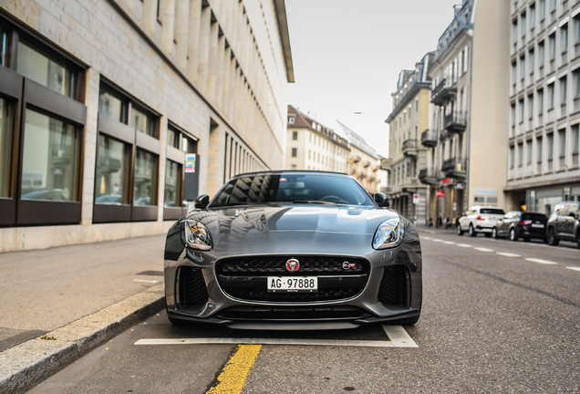 Jaguar F-TYPE SVR Convertible