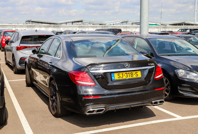 Mercedes-AMG E 63 S W213