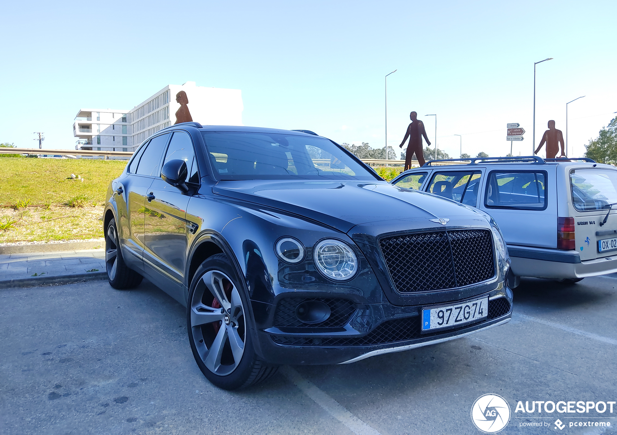 Bentley Bentayga V8