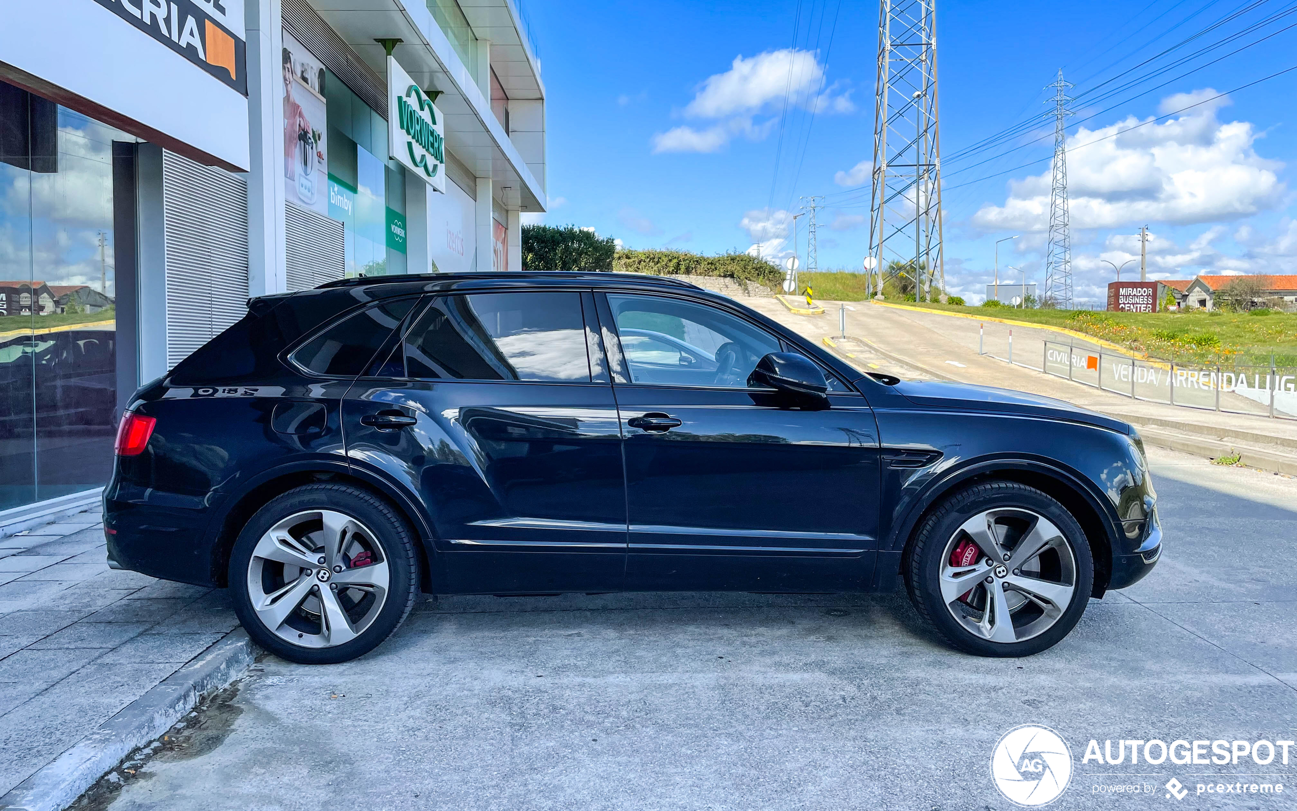 Bentley Bentayga V8