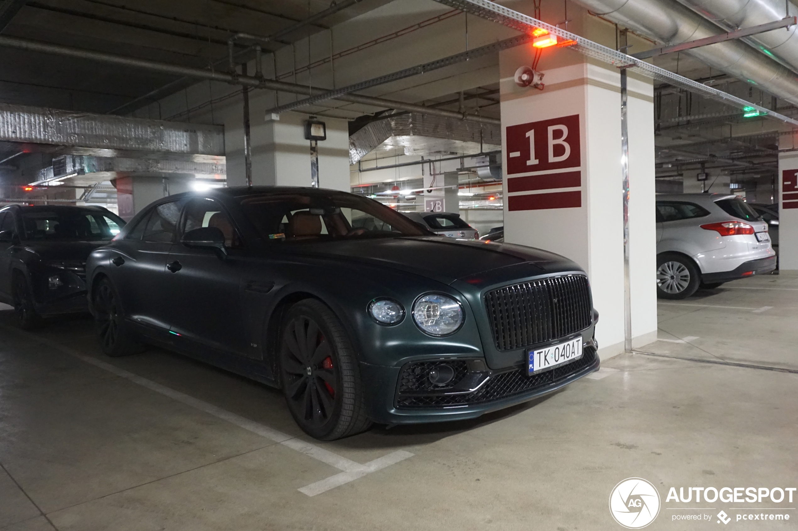 Bentley Flying Spur V8 2021