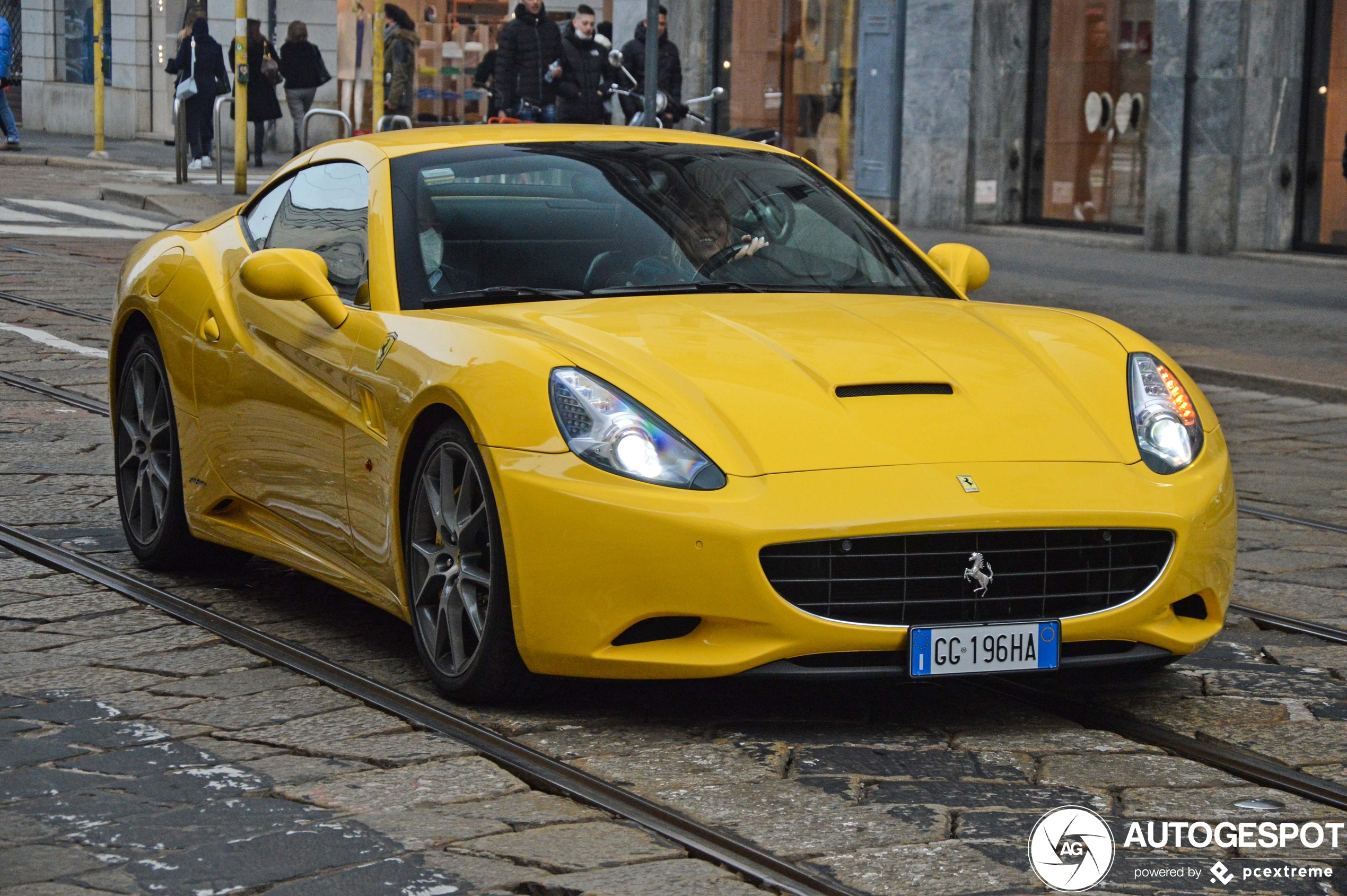 Ferrari California