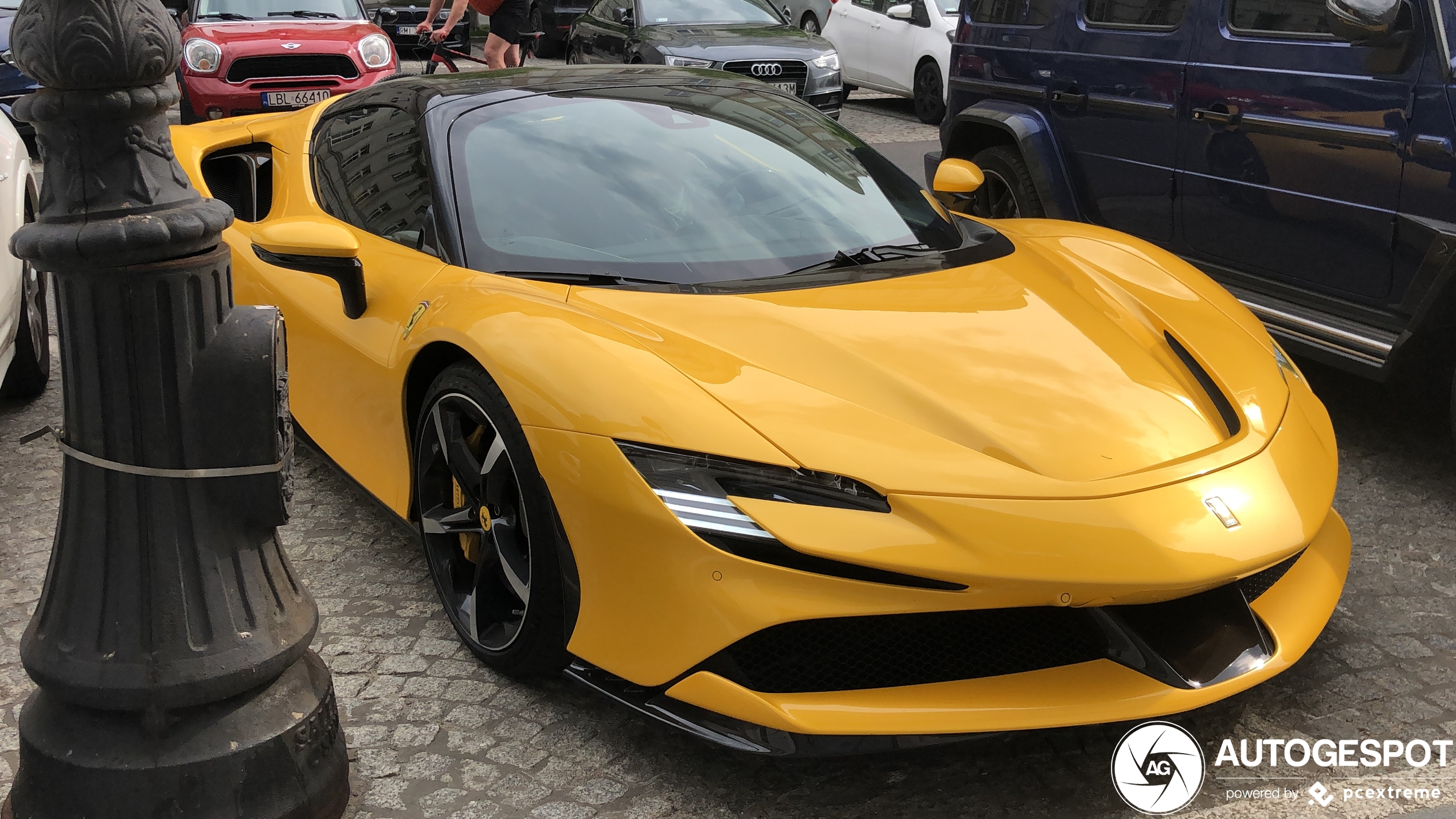 Ferrari SF90 Spider