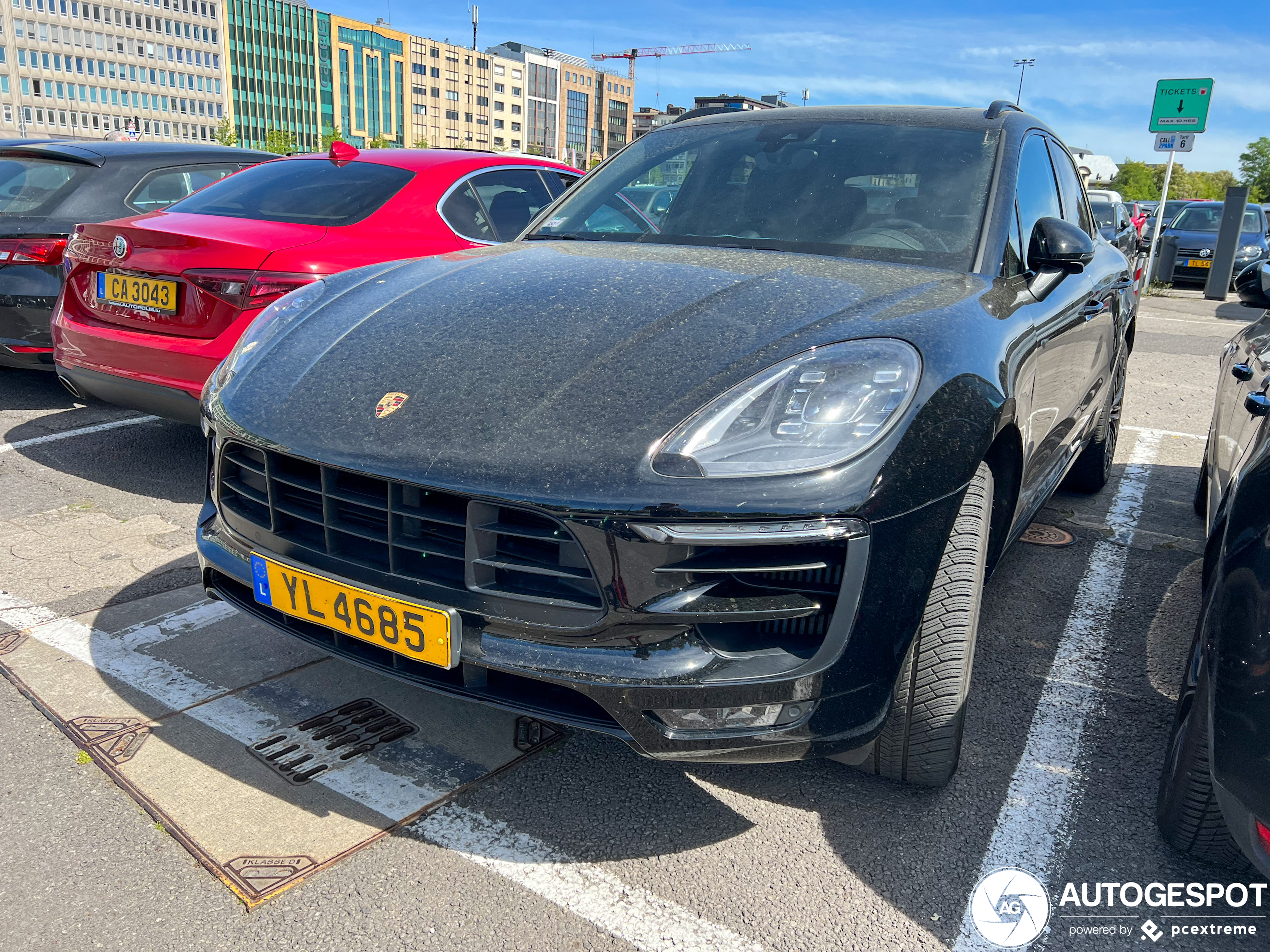 Porsche 95B Macan GTS