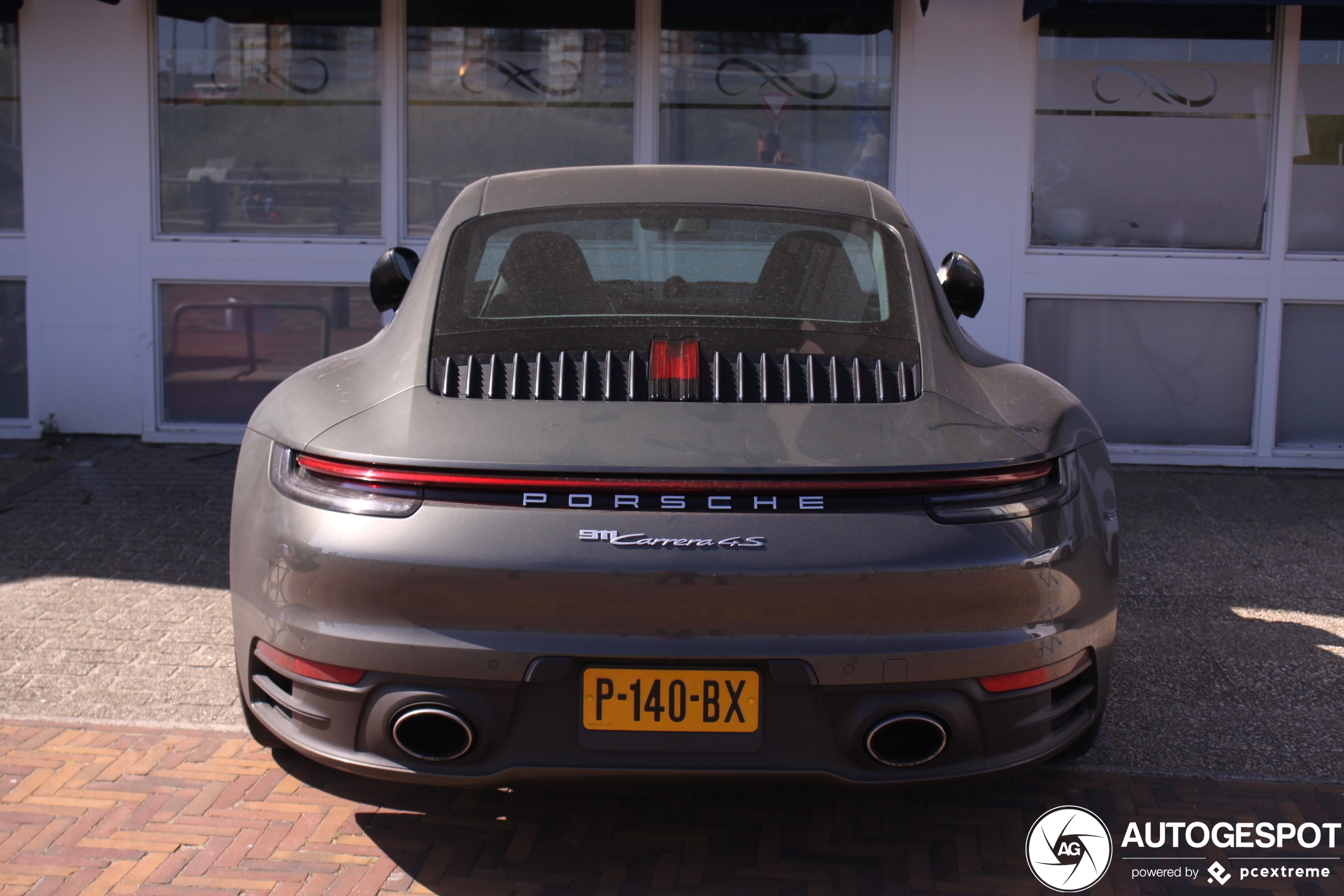 Porsche 992 Carrera 4S