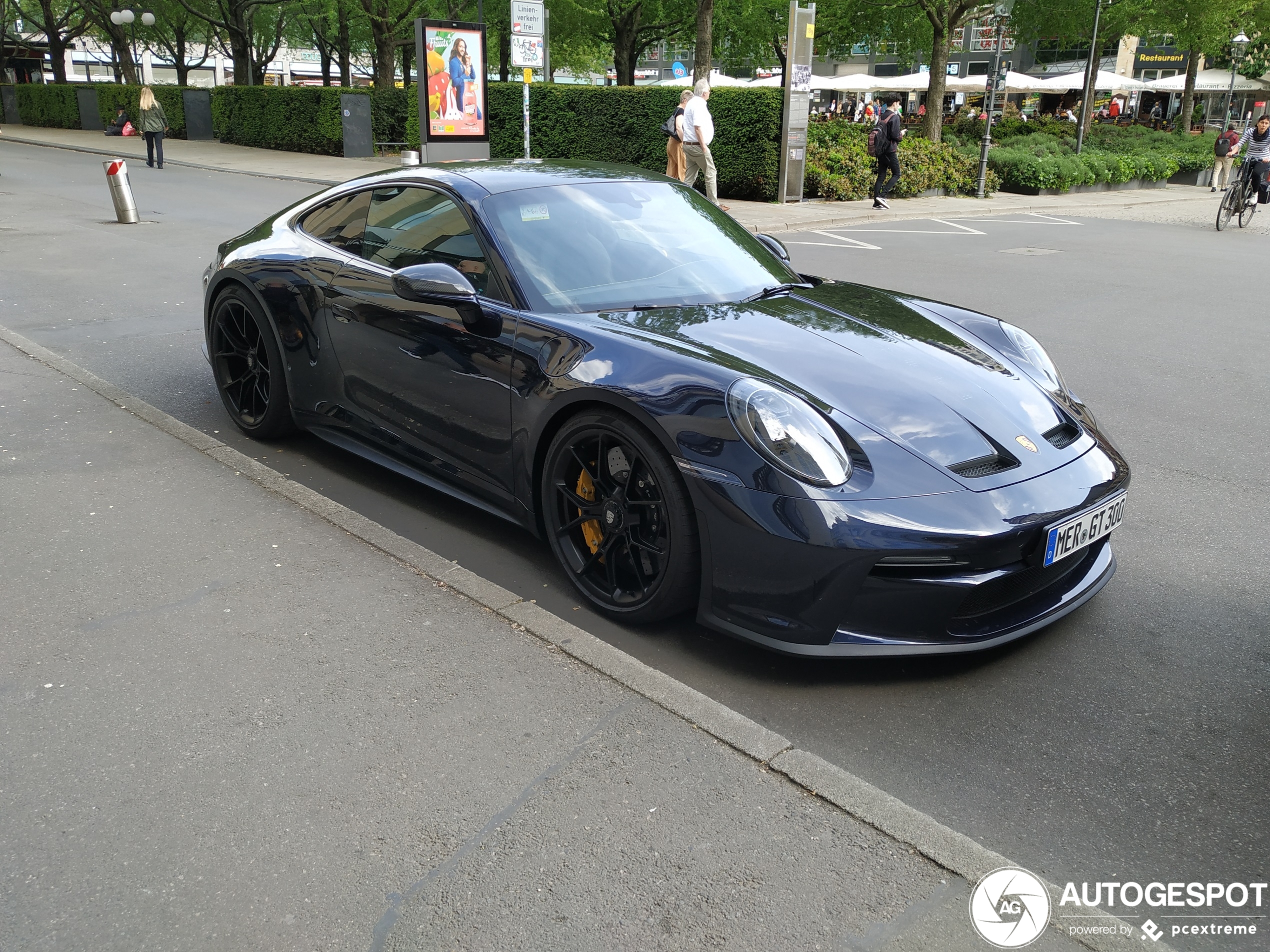 Porsche 992 GT3 Touring