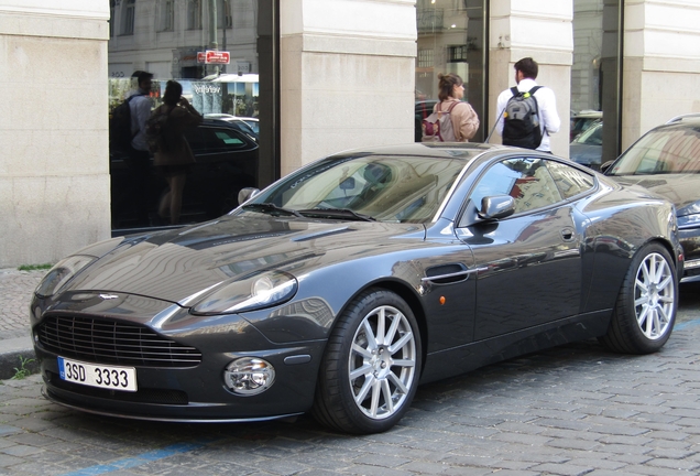 Aston Martin Vanquish S