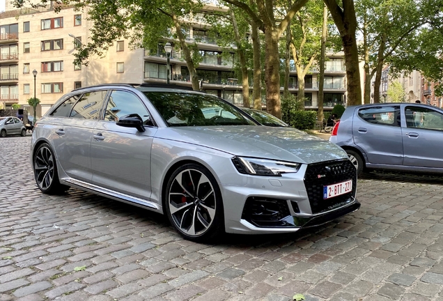 Audi RS4 Avant B9