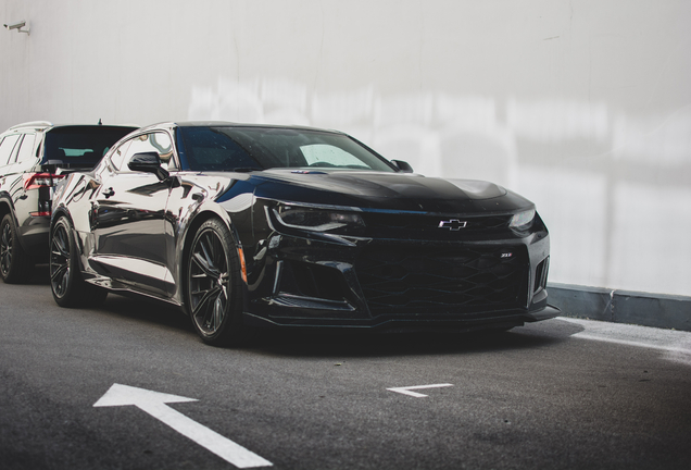 Chevrolet Camaro ZL1 2016