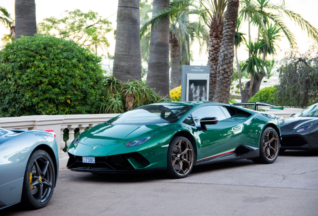 Lamborghini Huracán LP640-4 Performante