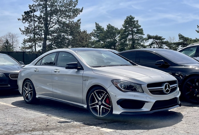 Mercedes-Benz CLA 45 AMG C117