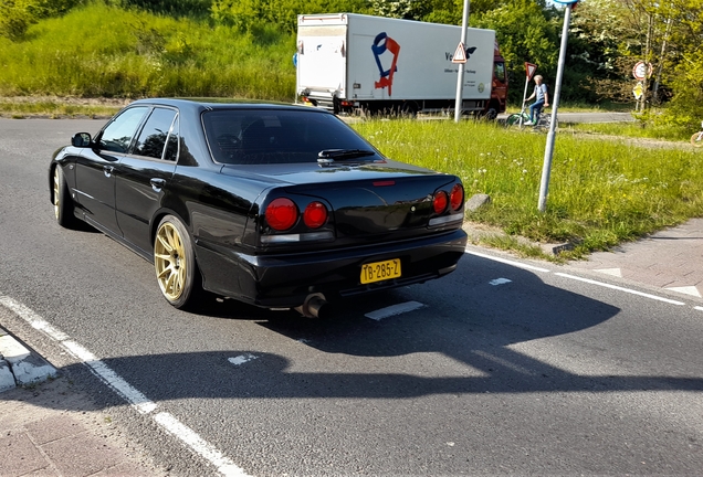 Nissan Skyline R34 Sedan