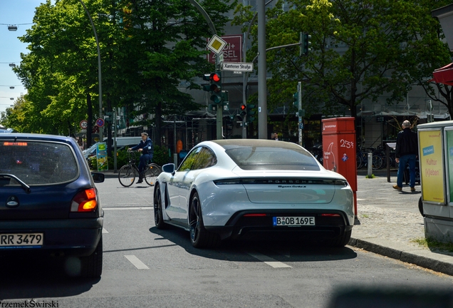 Porsche Taycan Turbo S