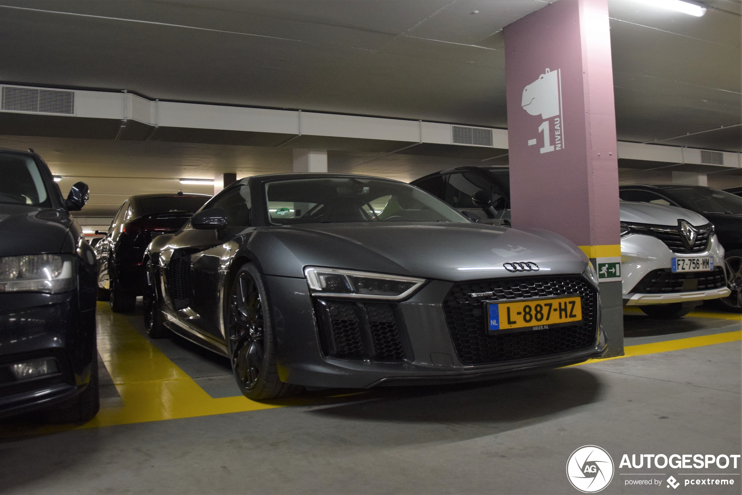 Audi R8 V10 Plus 2015