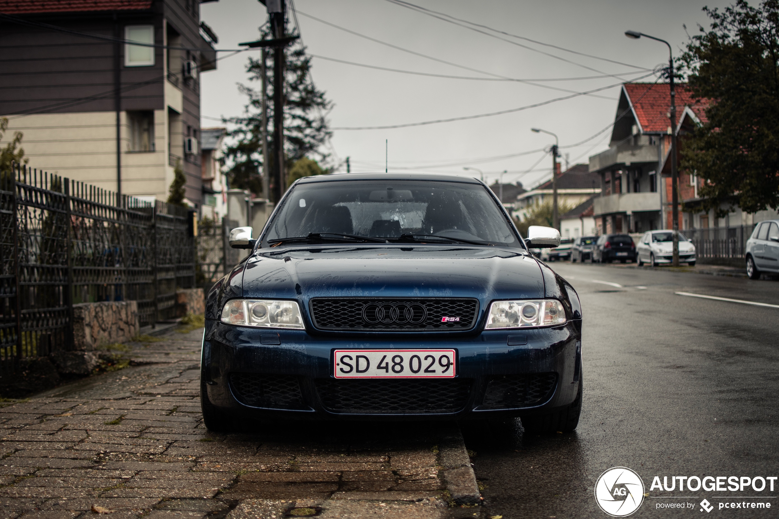 Audi RS4 Avant B5