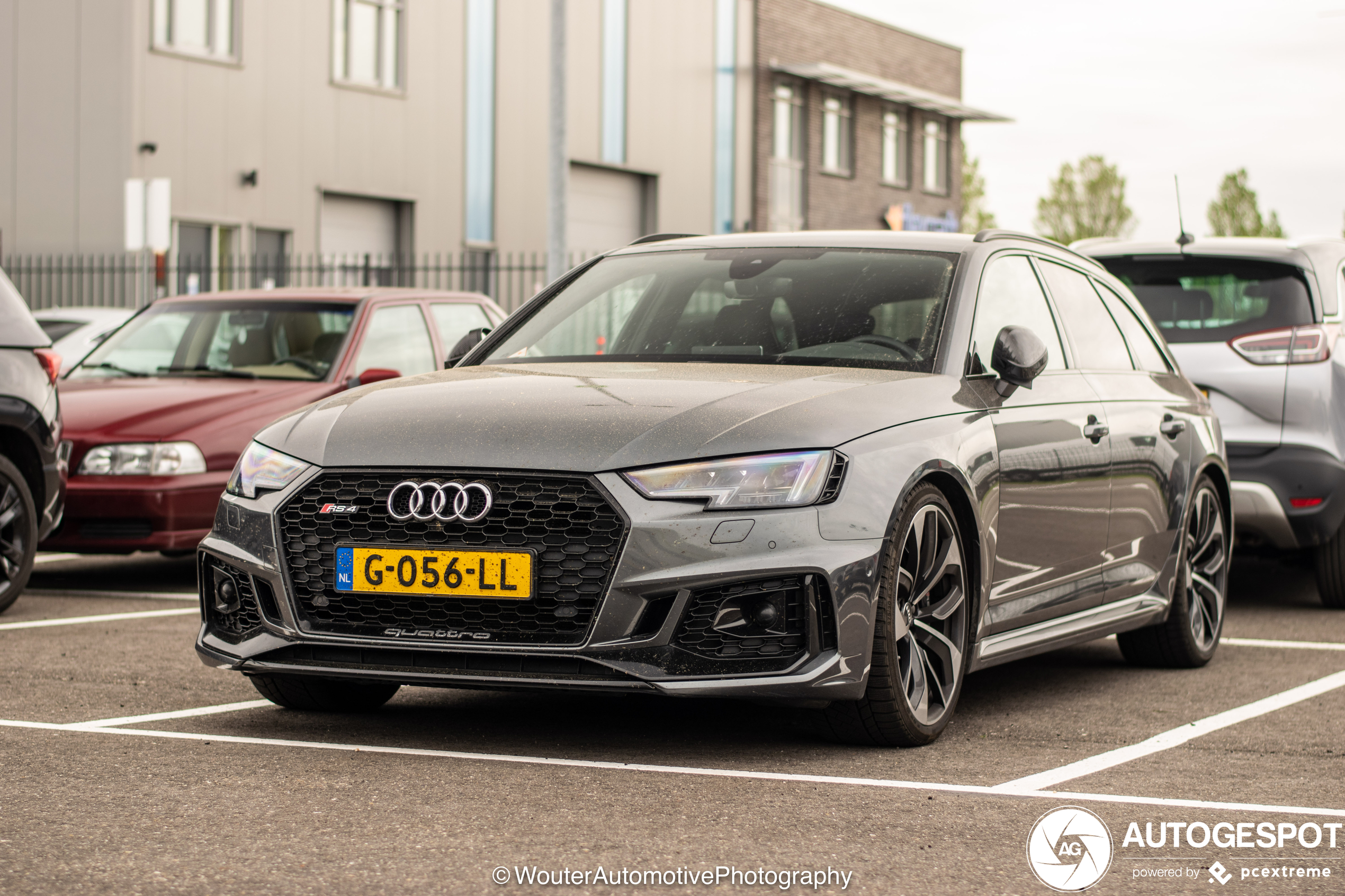 Audi RS4 Avant B9