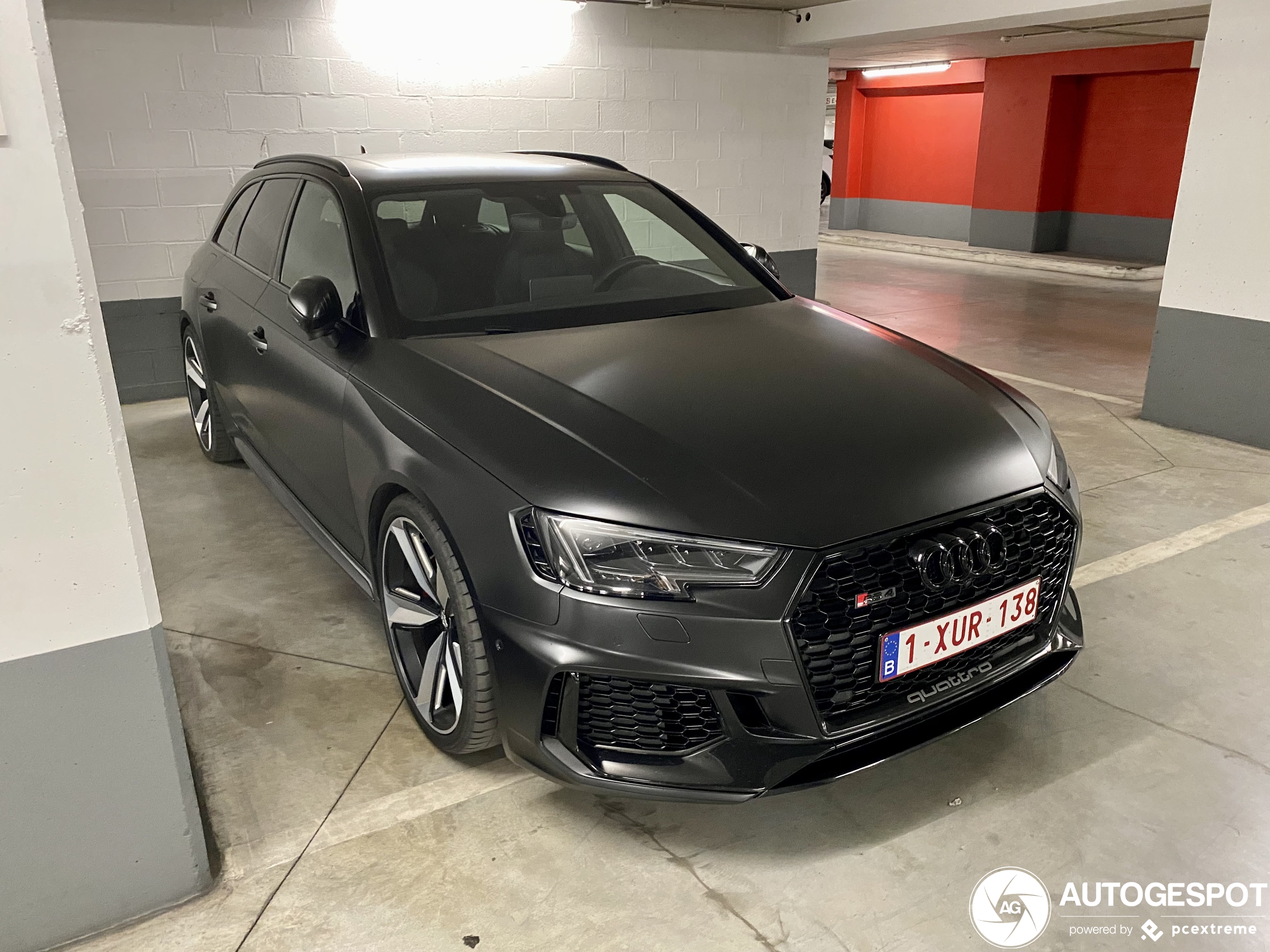 Audi RS4 Avant B9