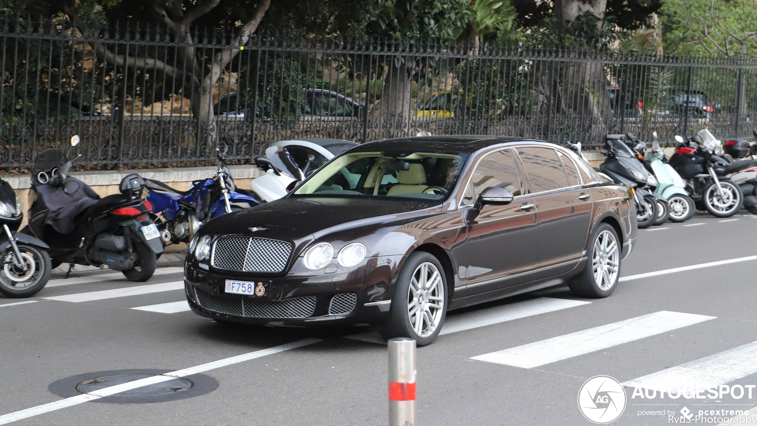 Bentley Continental Flying Spur