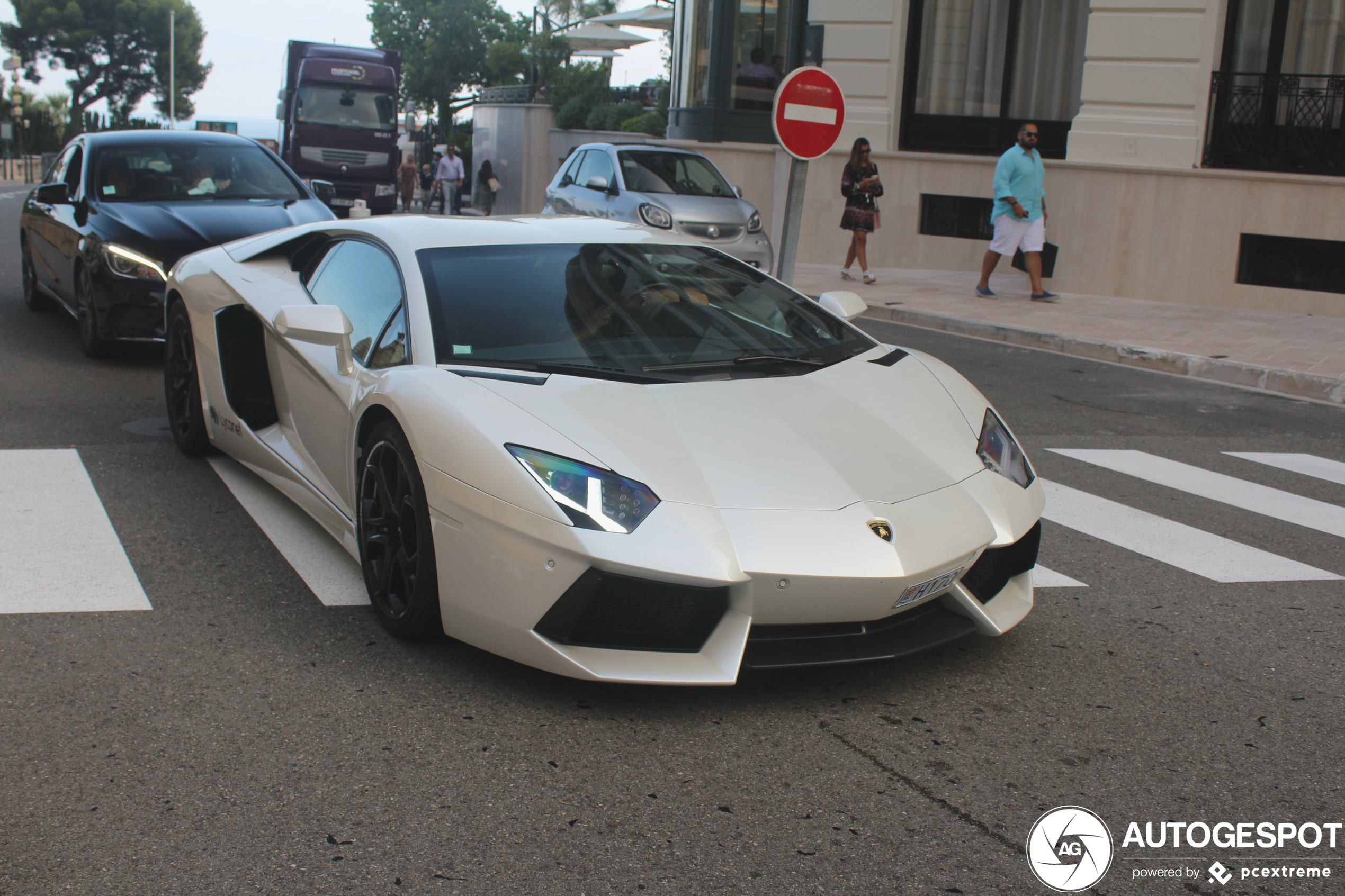 Lamborghini Aventador LP700-4