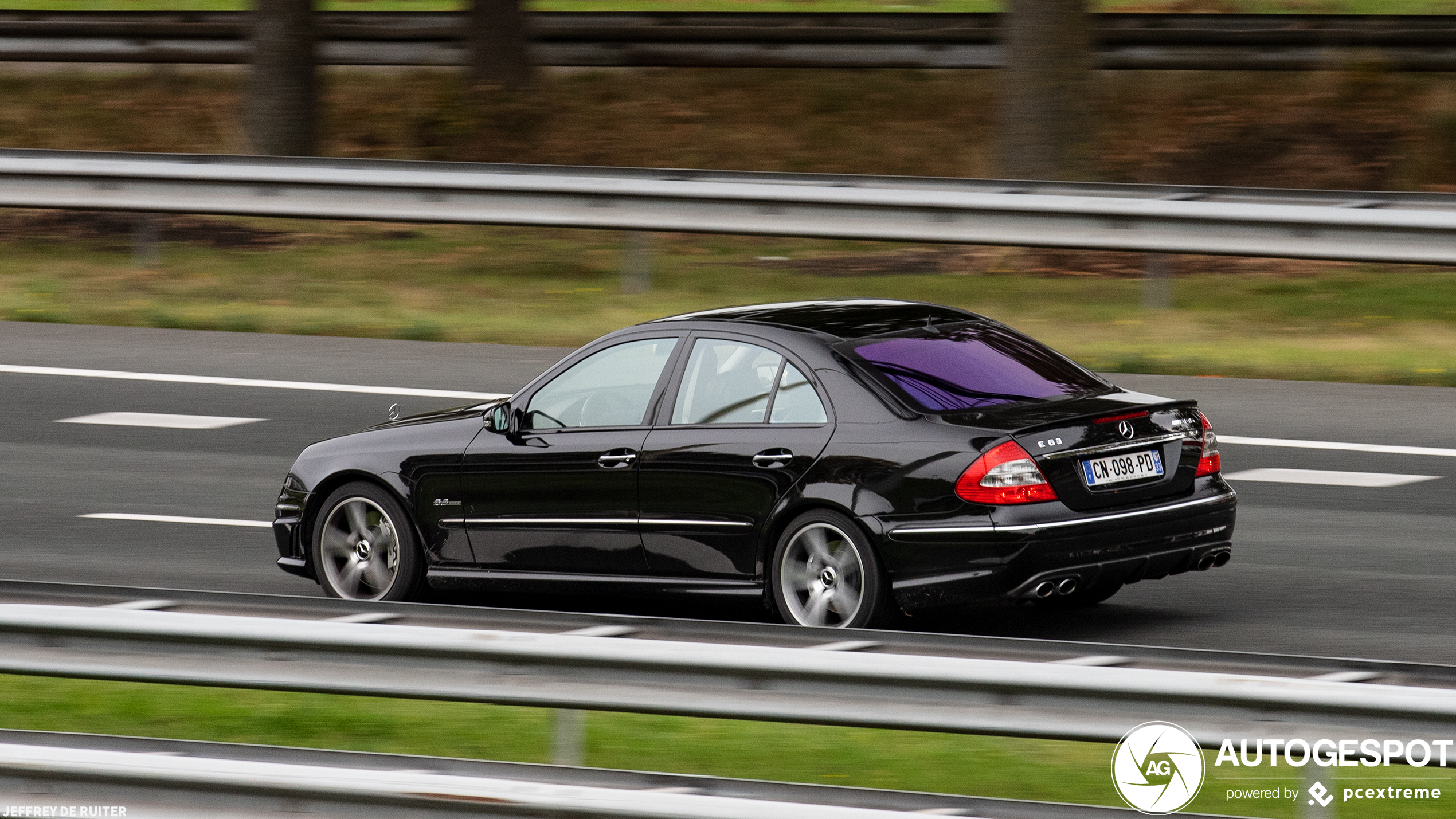 Mercedes-Benz E 63 AMG