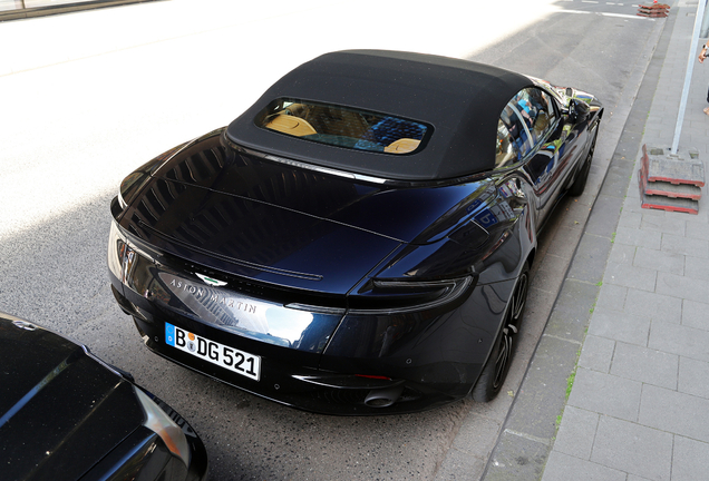 Aston Martin DB11 V8 Volante