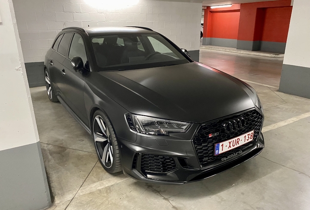 Audi RS4 Avant B9