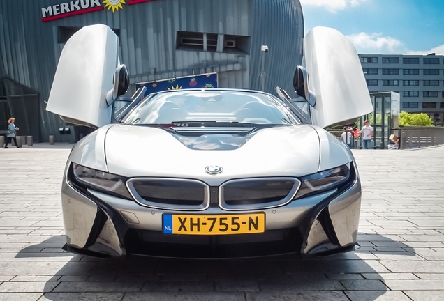 BMW i8 Roadster