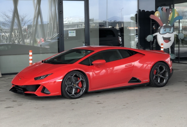 Lamborghini Huracán LP640-4 EVO