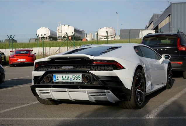 Lamborghini Huracán LP640-4 EVO