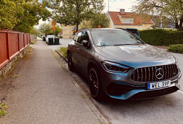 Mercedes-AMG GLA 45 S 4MATIC+ H247