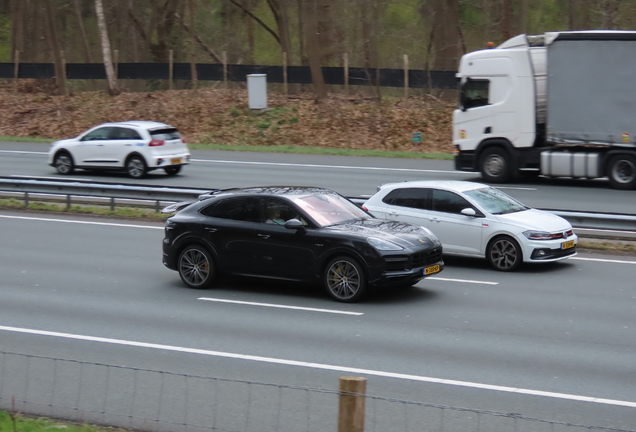 Porsche Cayenne Coupé Turbo S E-Hybrid