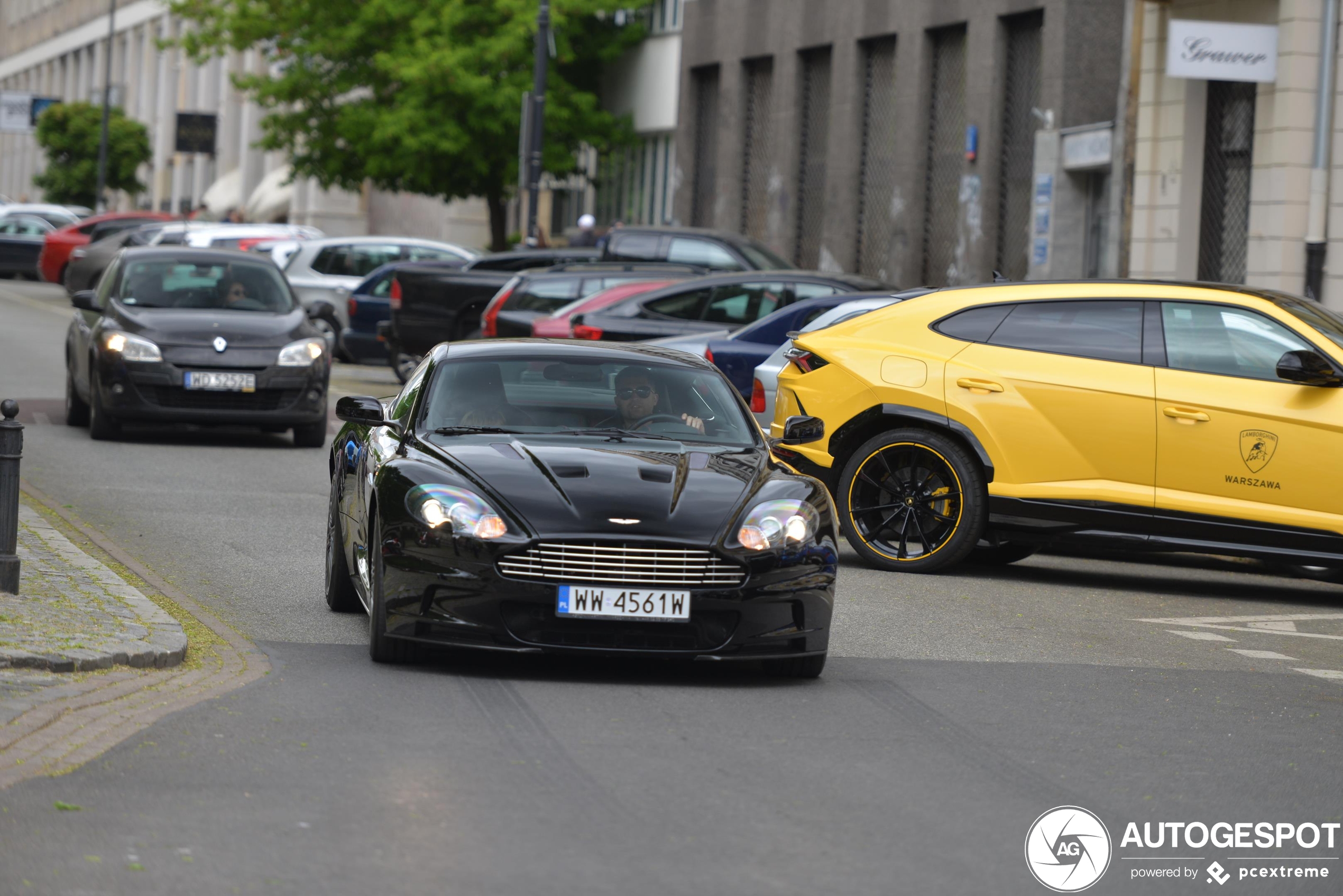 Aston Martin DBS