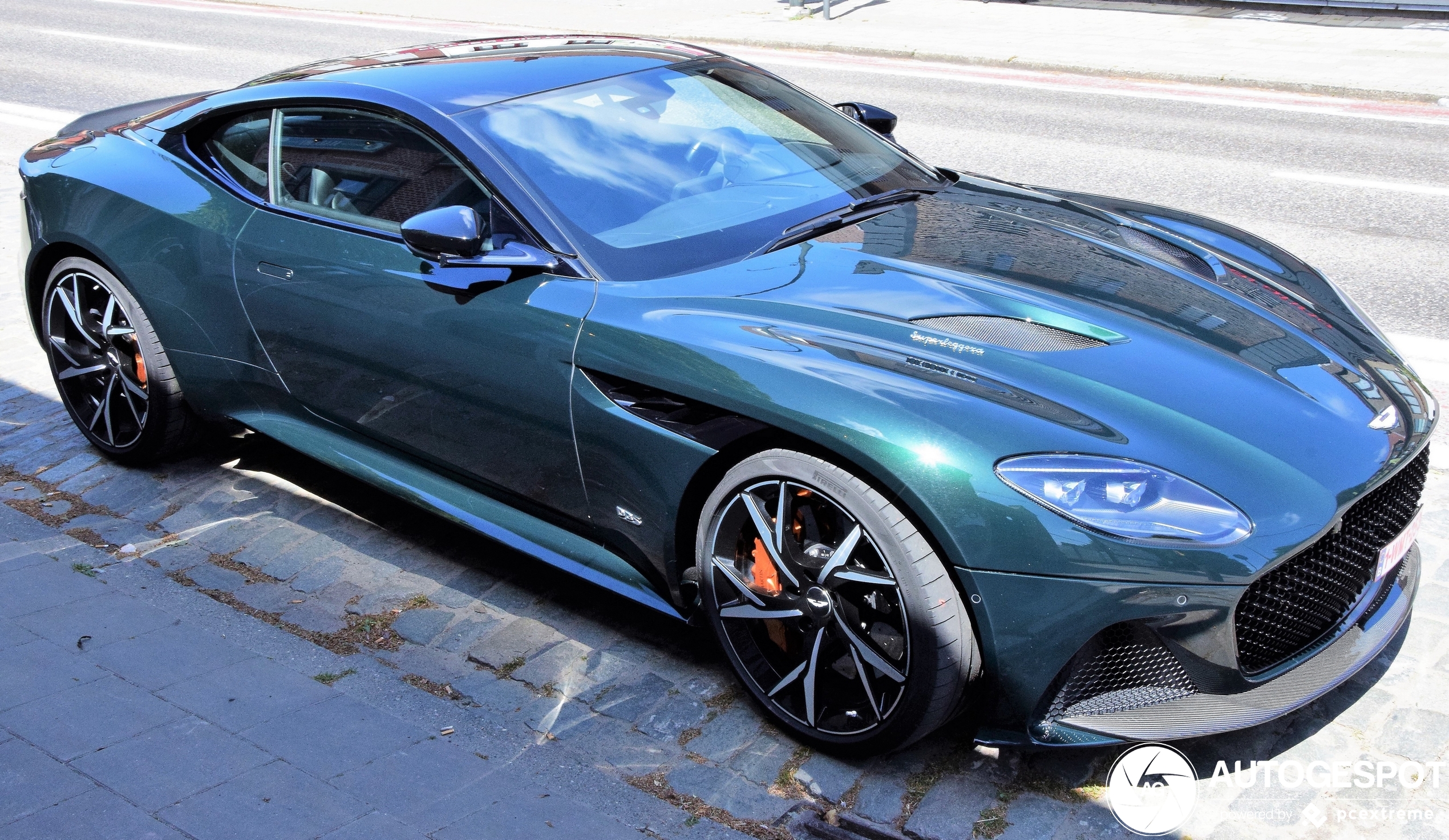 Aston Martin DBS Superleggera