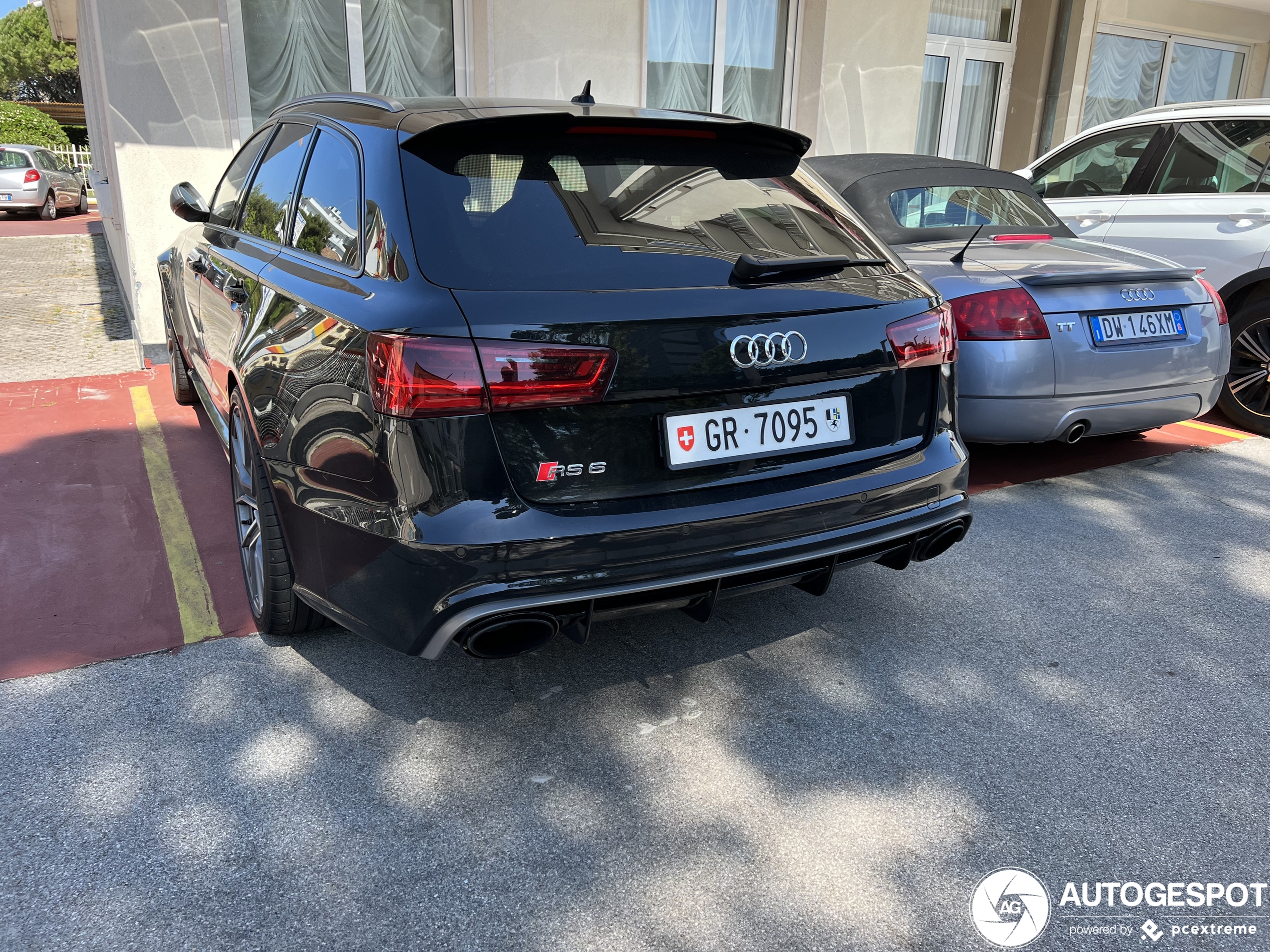 Audi RS6 Avant C7 2015