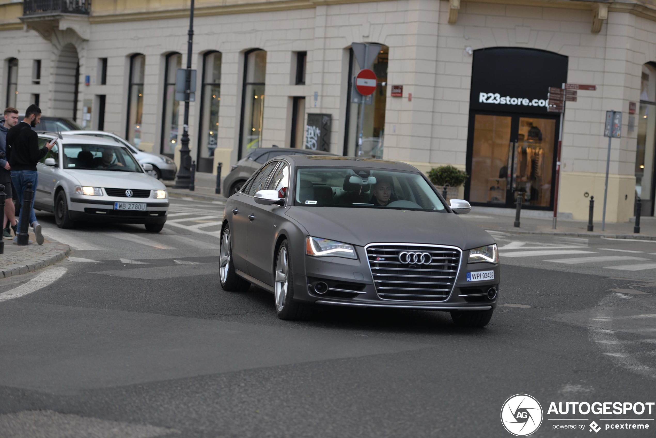 Audi S8 D4