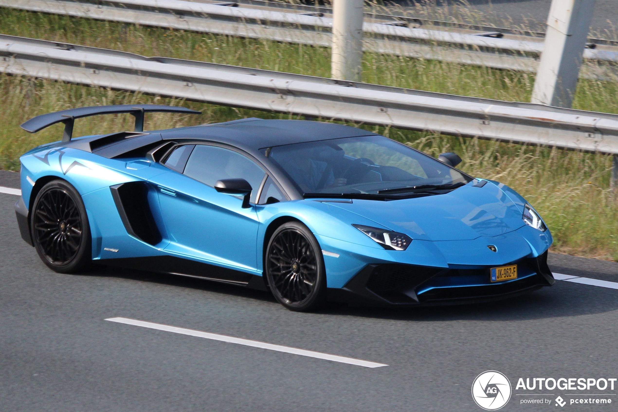 Lamborghini Aventador LP750-4 SuperVeloce