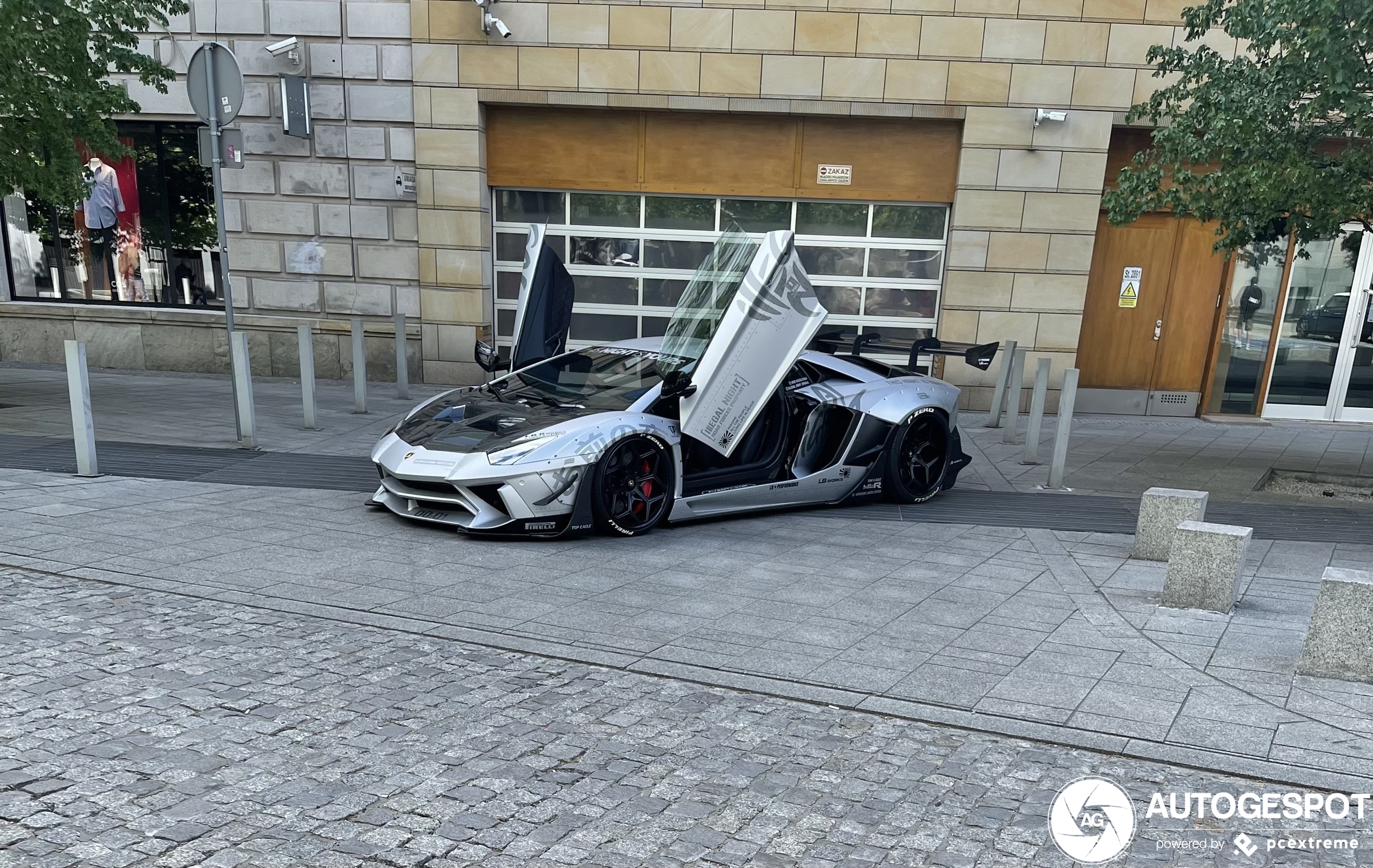 Lamborghini Aventador S LP740-4 Roadster Liberty Walk LB Performance Wide Body