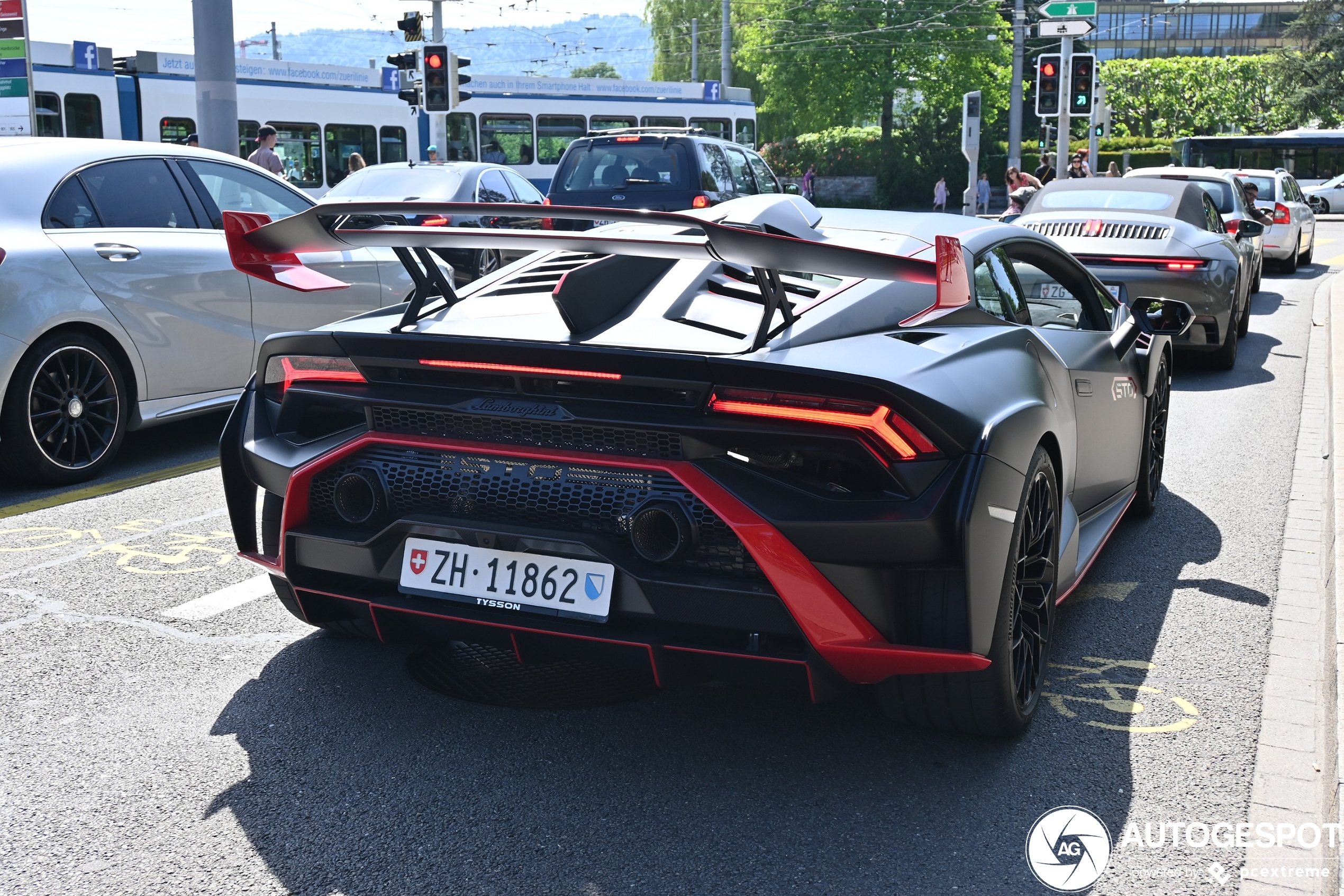 Lamborghini Huracán LP640-2 STO