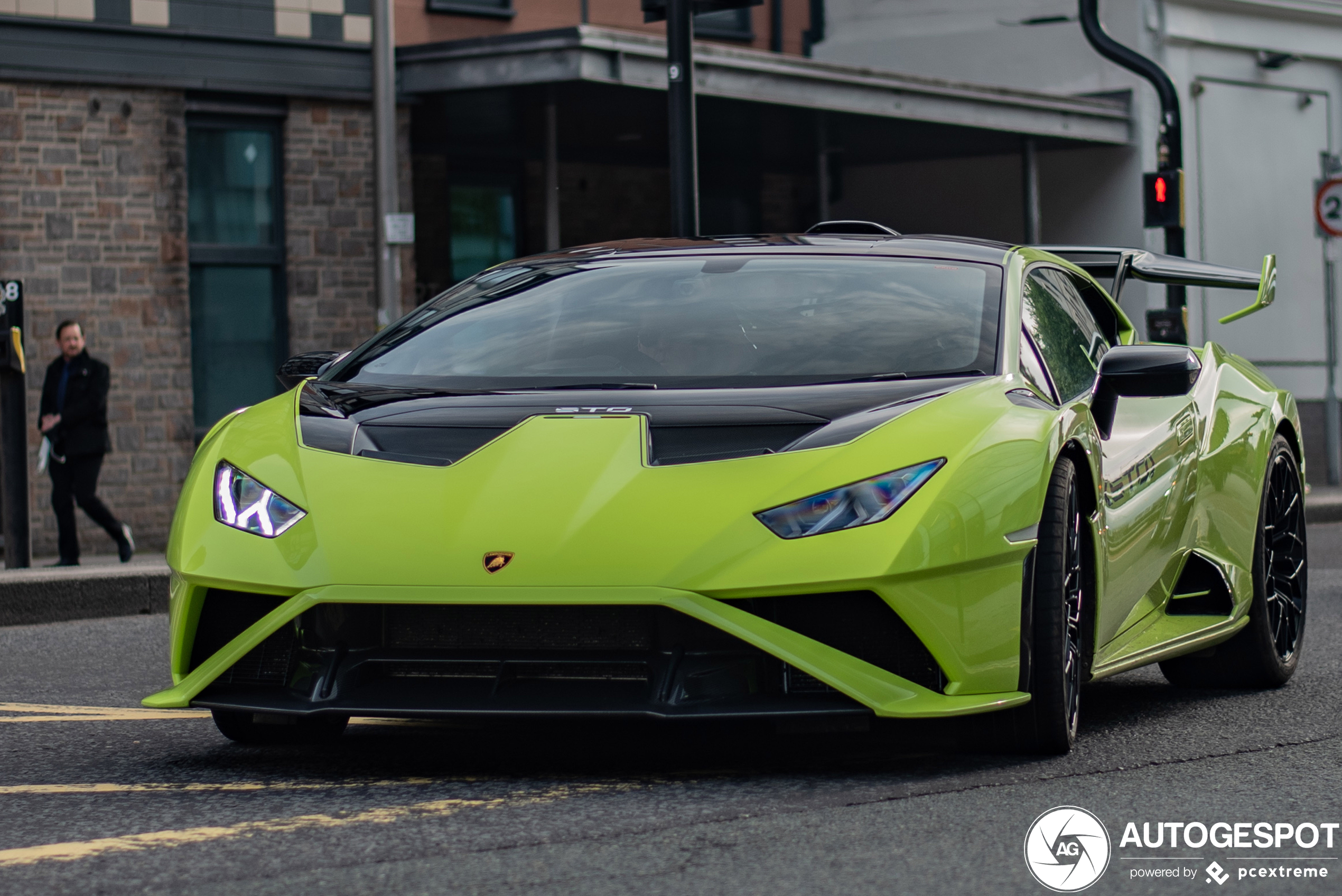 Lamborghini Huracán LP640-2 STO