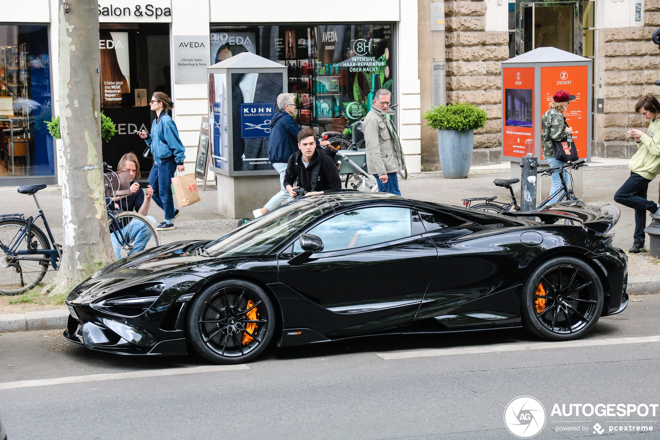 McLaren 765LT Spider