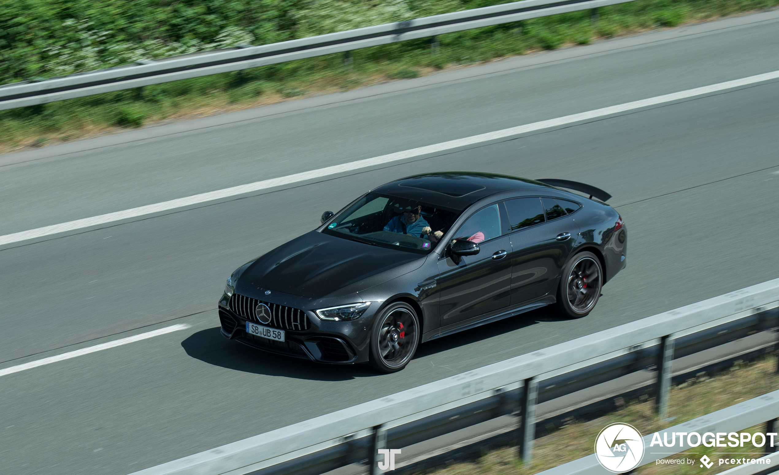 Mercedes-AMG GT 63 S X290