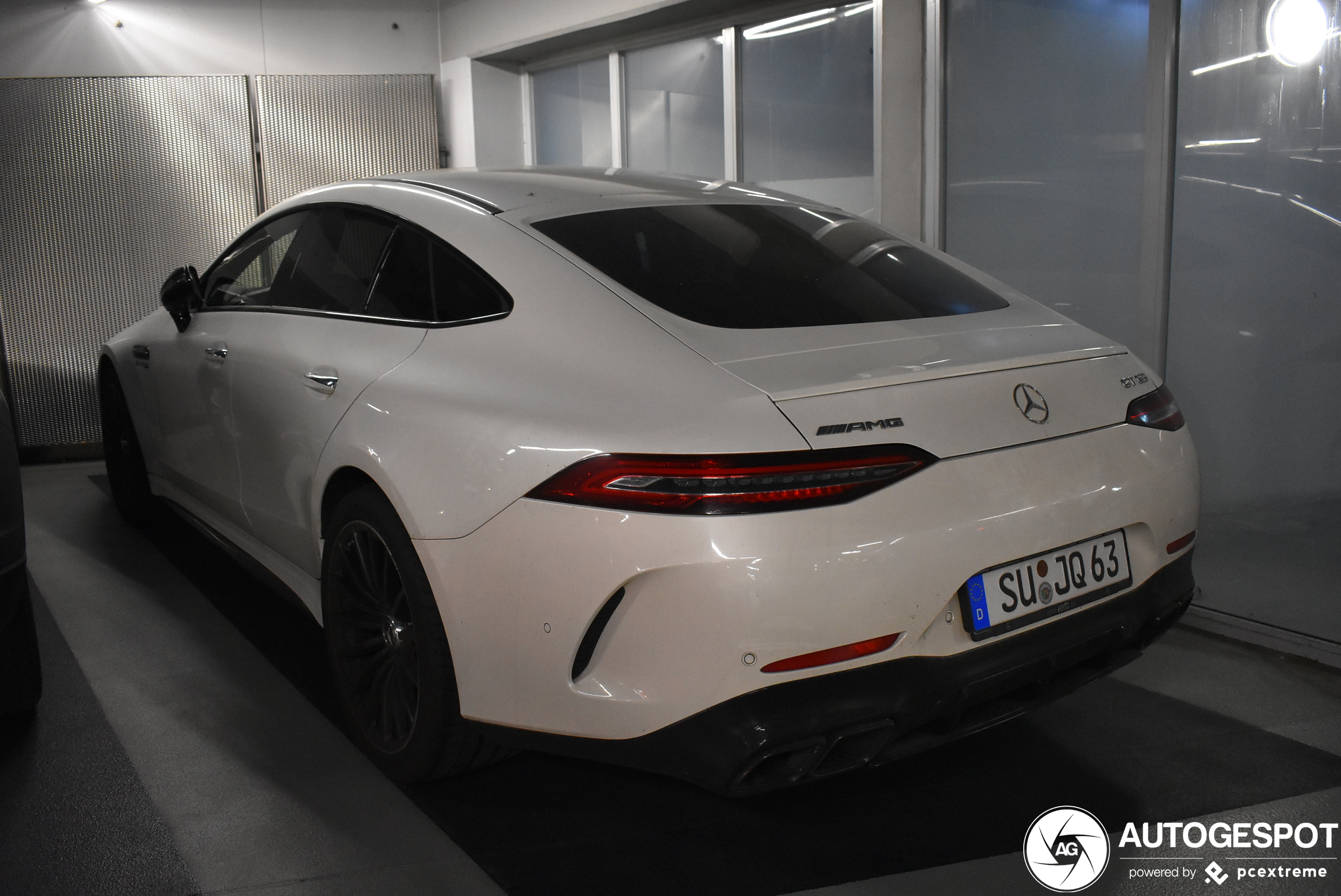 Mercedes-AMG GT 63 X290