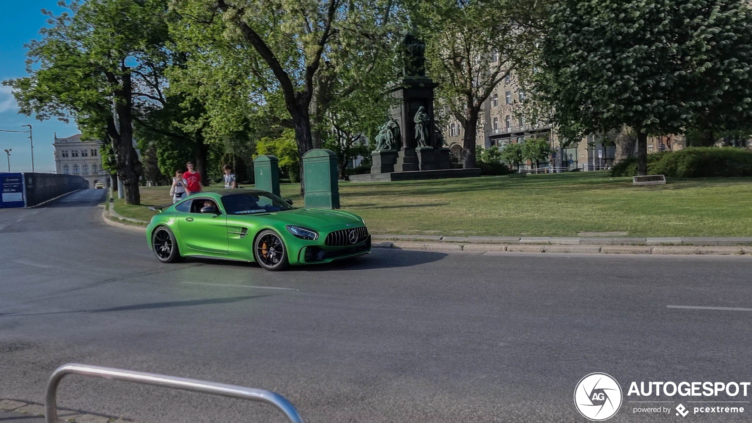 Mercedes-AMG GT R C190