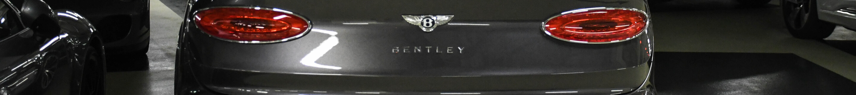 Bentley Bentayga V8 2021