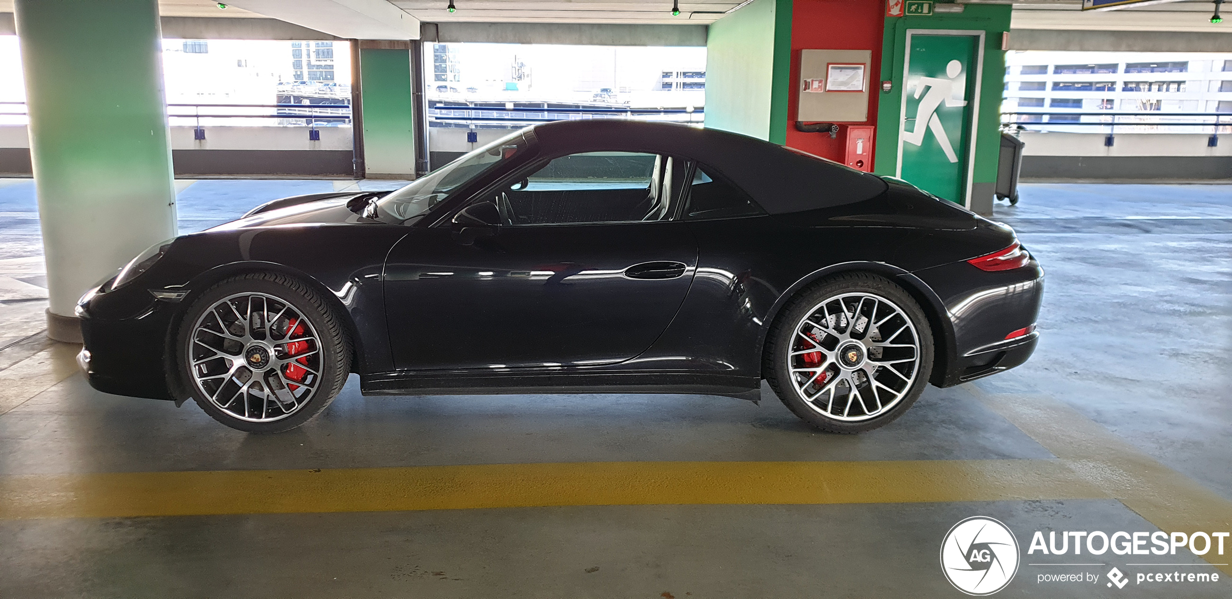 Porsche 991 Carrera 4 GTS Cabriolet MkII