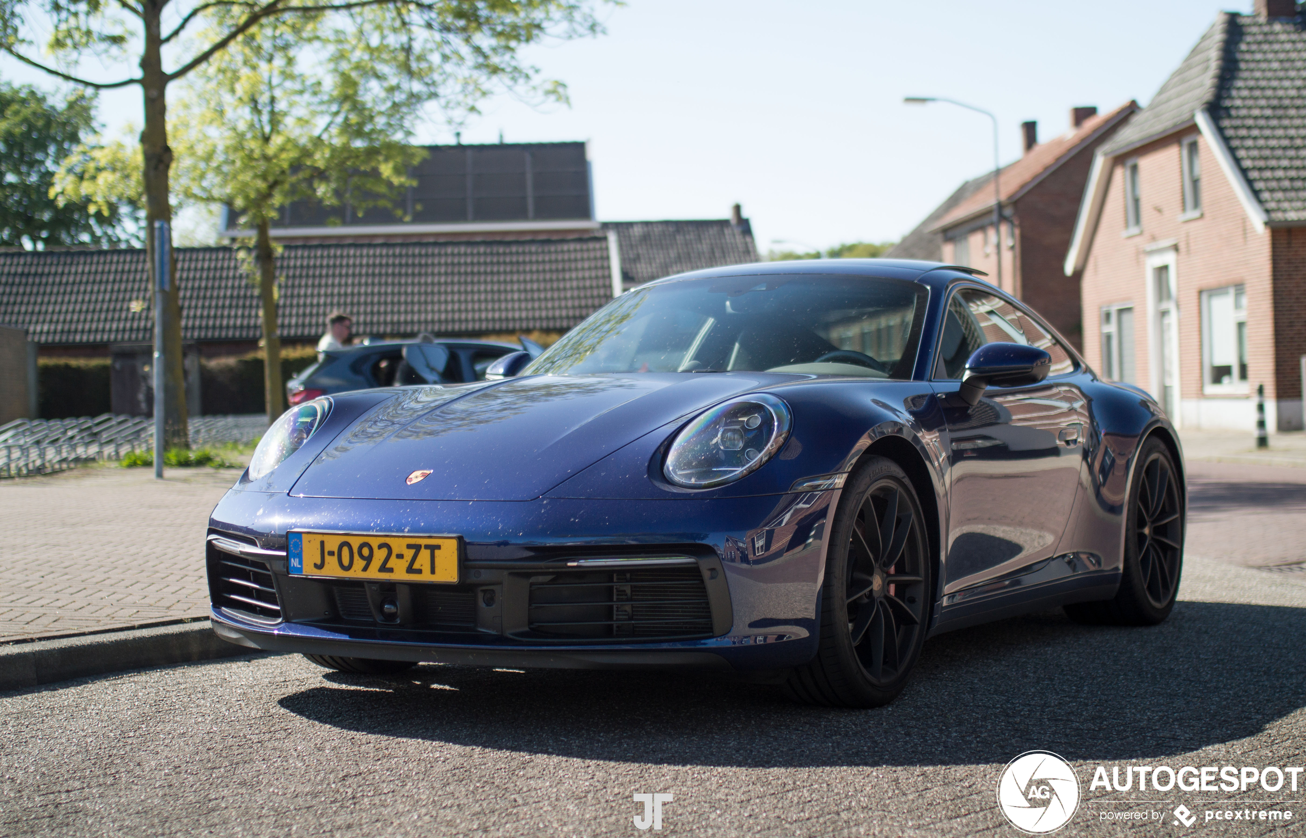 Porsche 992 Carrera 4S