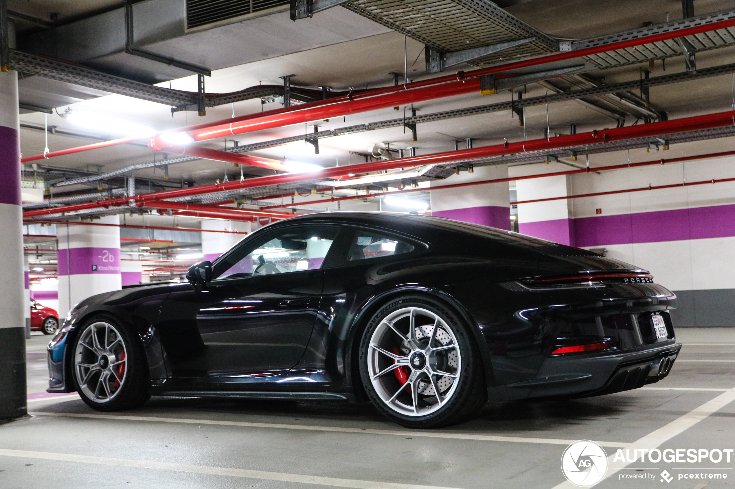 Porsche 992 GT3 Touring