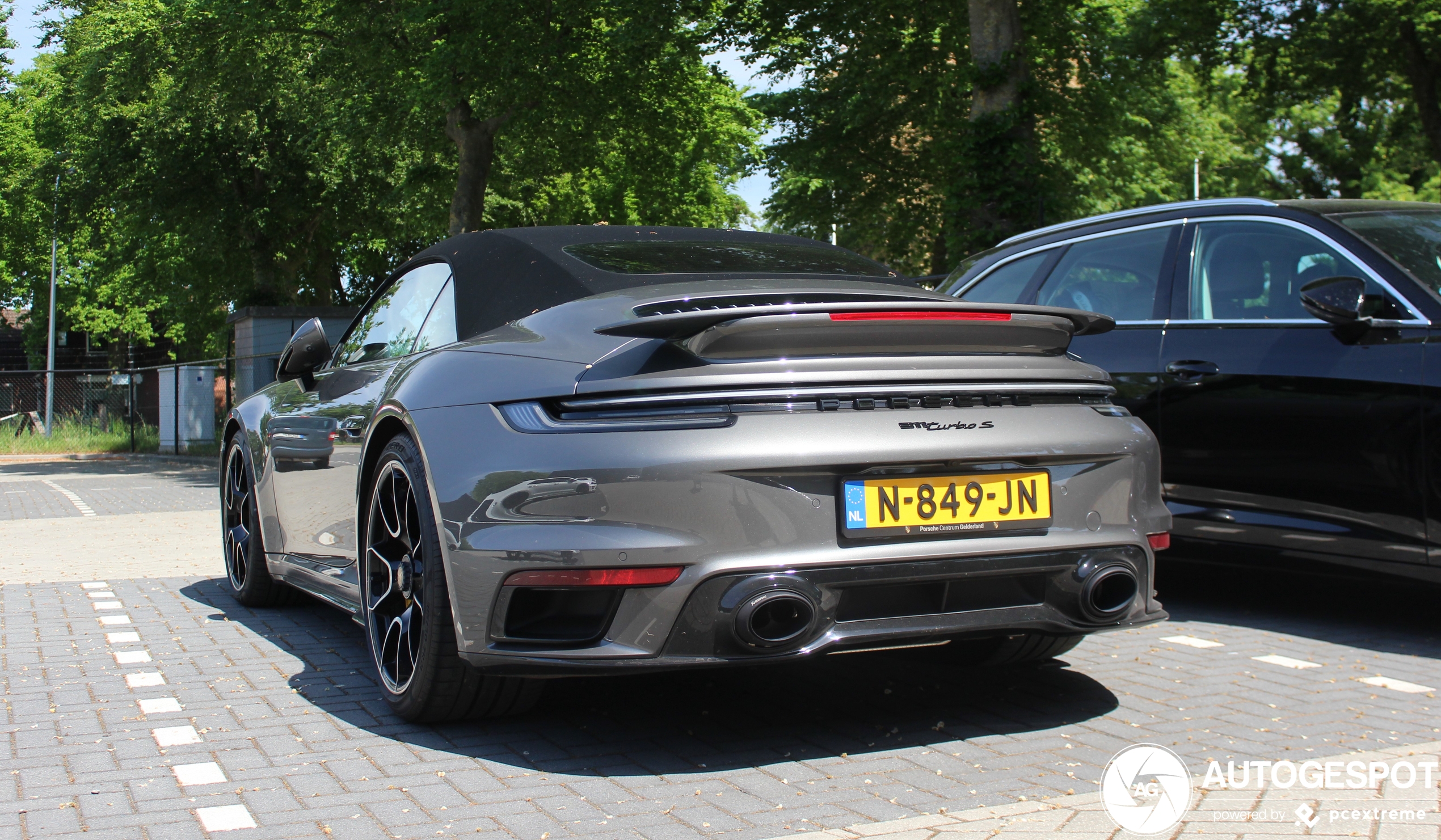 Porsche 992 Turbo S Cabriolet