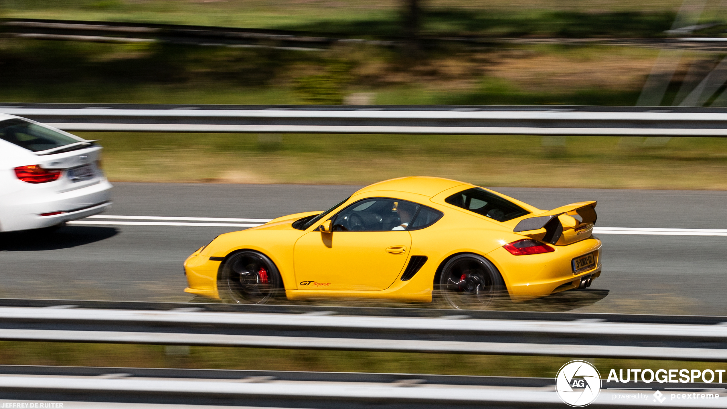 Porsche TechArt Cayman GT Sport