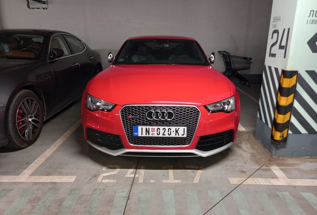 Audi RS5 B8 2012